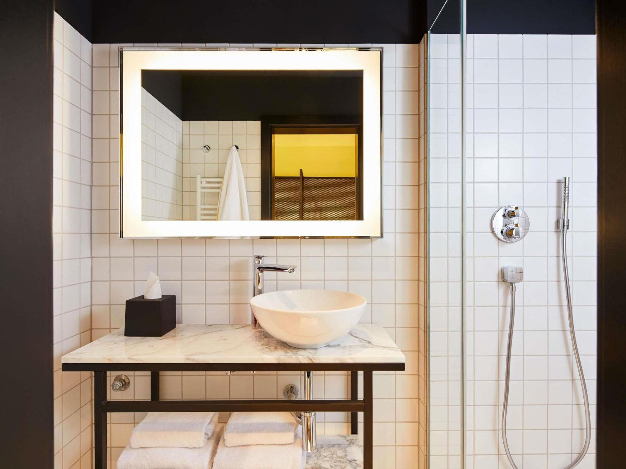 Mama Shelter Hotel 4*